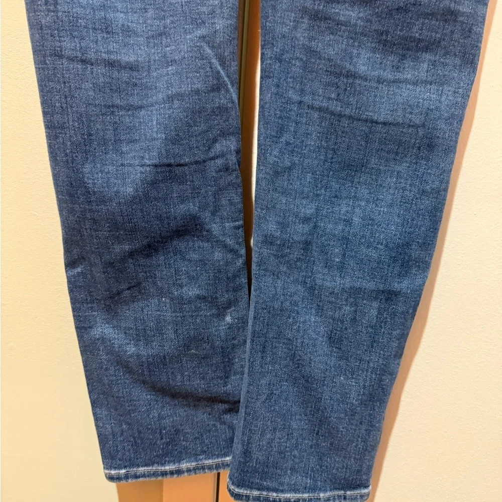 EUC Lucky Brand Blue Skinny Jeans with Distressed Look - Picture 3 of 6